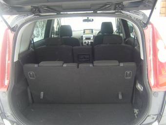 2005 Mazda Premacy Photos