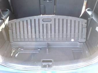 2005 Mazda Premacy Pictures