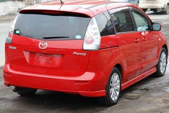 2005 Mazda Premacy Pics