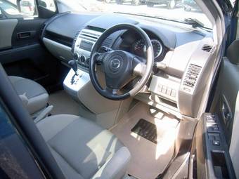 2005 Mazda Premacy Images