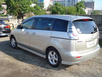 2005 Mazda Premacy Photos