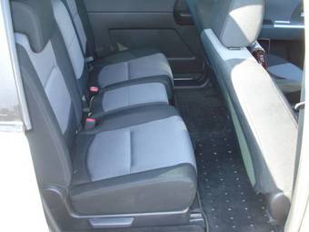 2005 Mazda Premacy Pictures