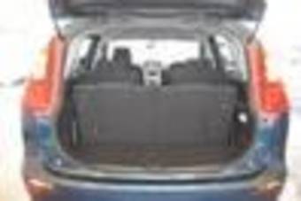 2005 Mazda Premacy Photos