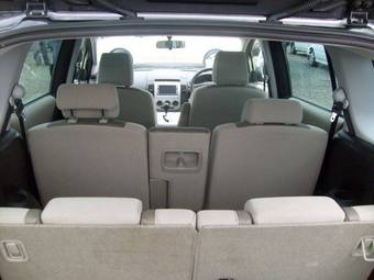 2005 Mazda Premacy Pictures