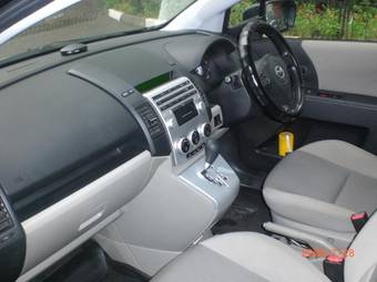 2005 Mazda Premacy Photos