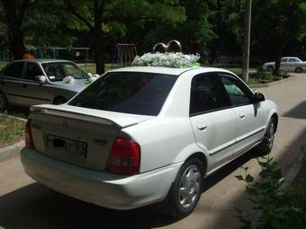2002 Mazda Protege Pictures