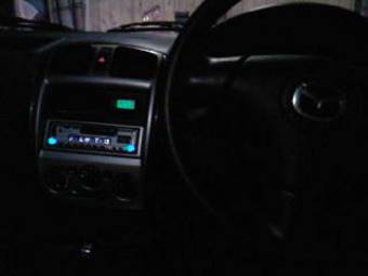 2003 Mazda Protege Pictures