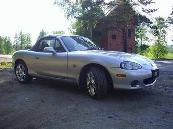 2001 Mazda Roadster Photos