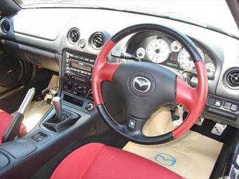 2001 Mazda Roadster Pictures