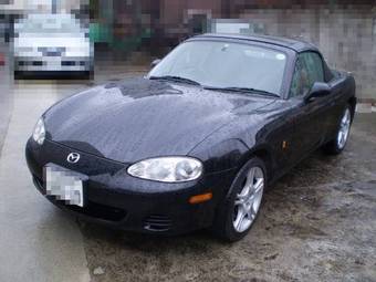 2005 Mazda Roadster Photos