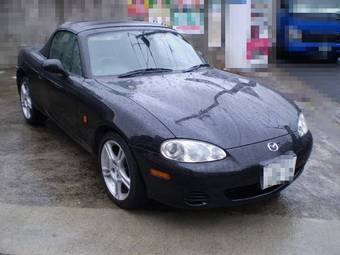 2005 Mazda Roadster Photos