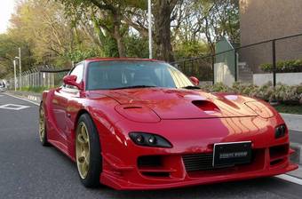 2000 Mazda RX-7 Photos