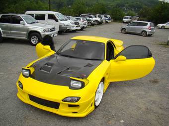 2001 Mazda RX-7 Pictures