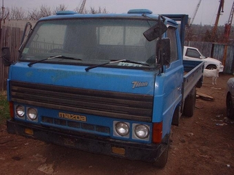 1989 Mazda Titan