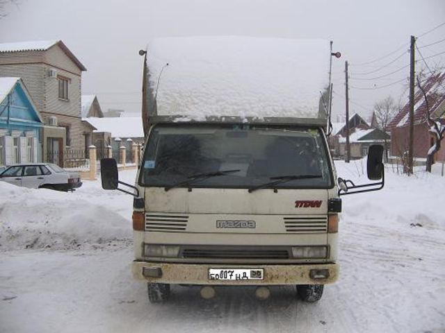 1992 Mazda Titan