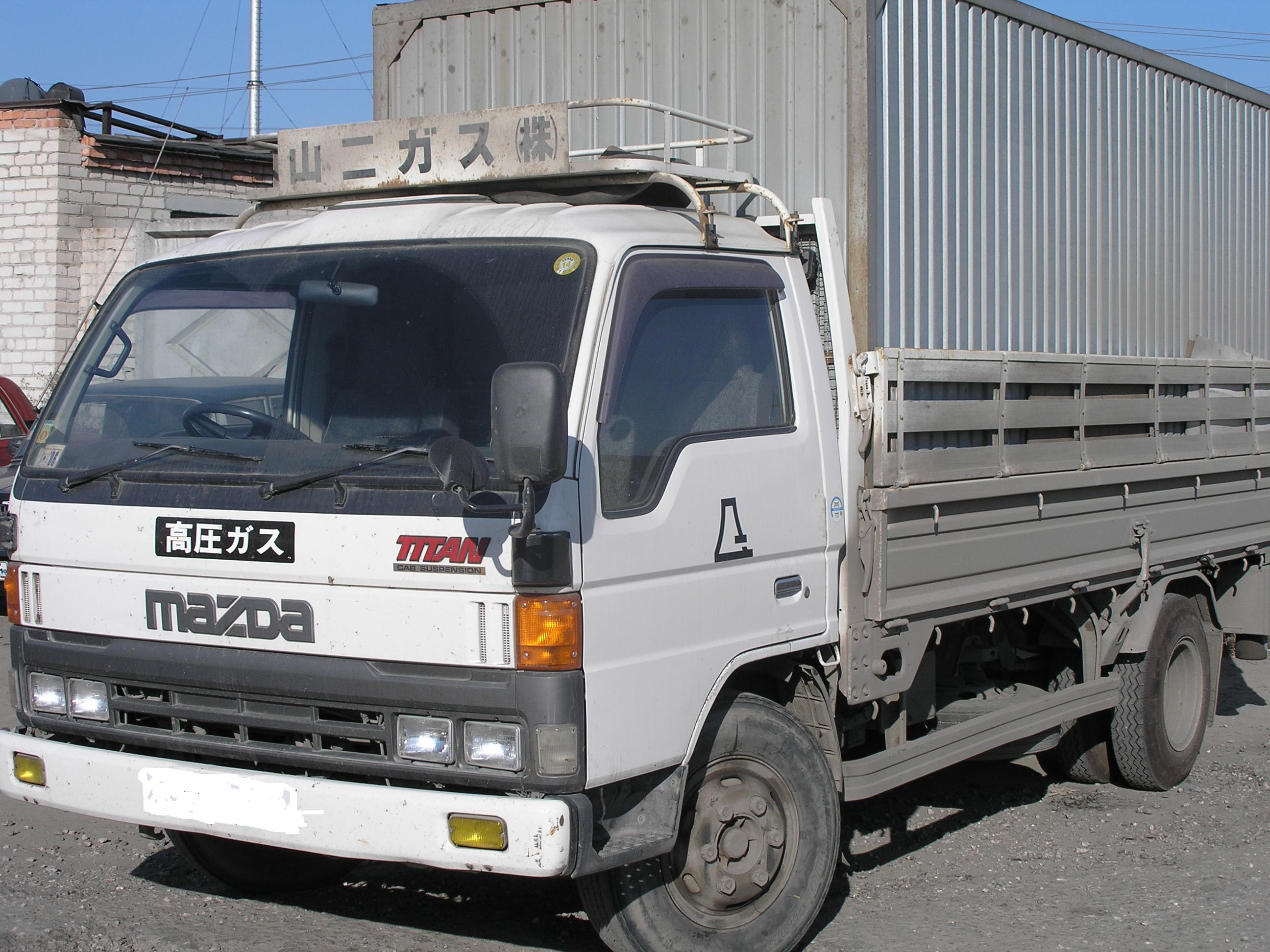 1995 Mazda Titan