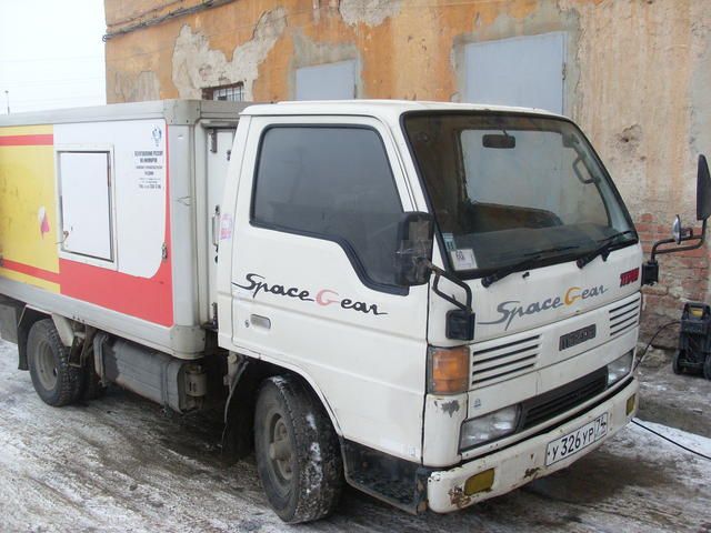 1995 Mazda Titan