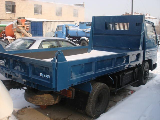 1999 Mazda Titan