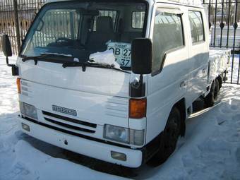 1999 Mazda Titan Pictures
