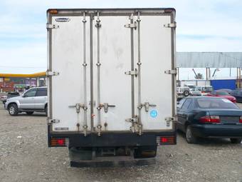 1999 Mazda Titan Photos