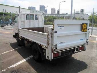 2000 Mazda Titan Images