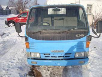2000 Mazda Titan Pictures