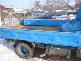 2000 Mazda Titan Pics