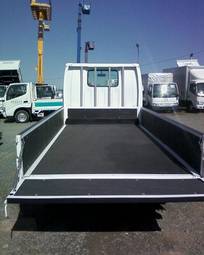 2000 Mazda Titan Pictures