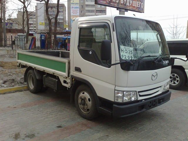 2001 Mazda Titan