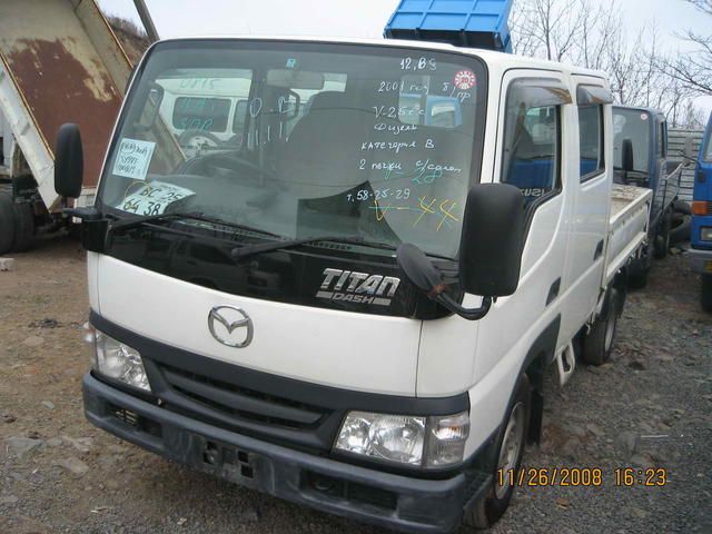 2001 Mazda Titan