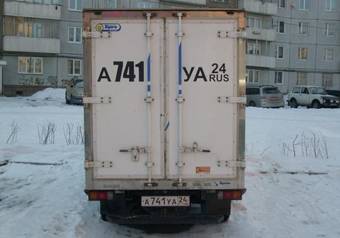 2002 Mazda Titan Photos