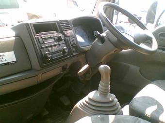 2002 Mazda Titan Photos