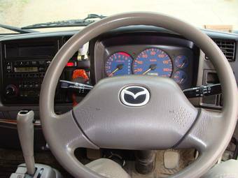 2003 Mazda Titan Photos