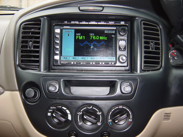 2000 Mazda Tribute Pictures