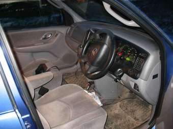 2000 Mazda Tribute Pictures