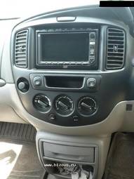2000 Mazda Tribute Photos