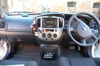 2001 Mazda Tribute Photos