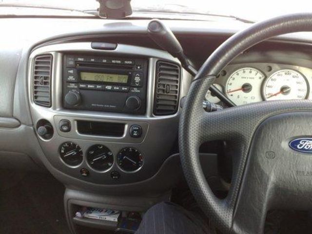 2002 Mazda Tribute