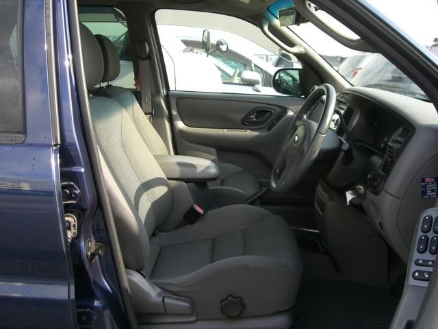 2002 Mazda Tribute