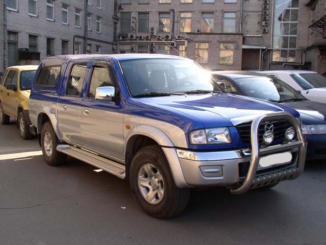 2003 Mazda Tribute