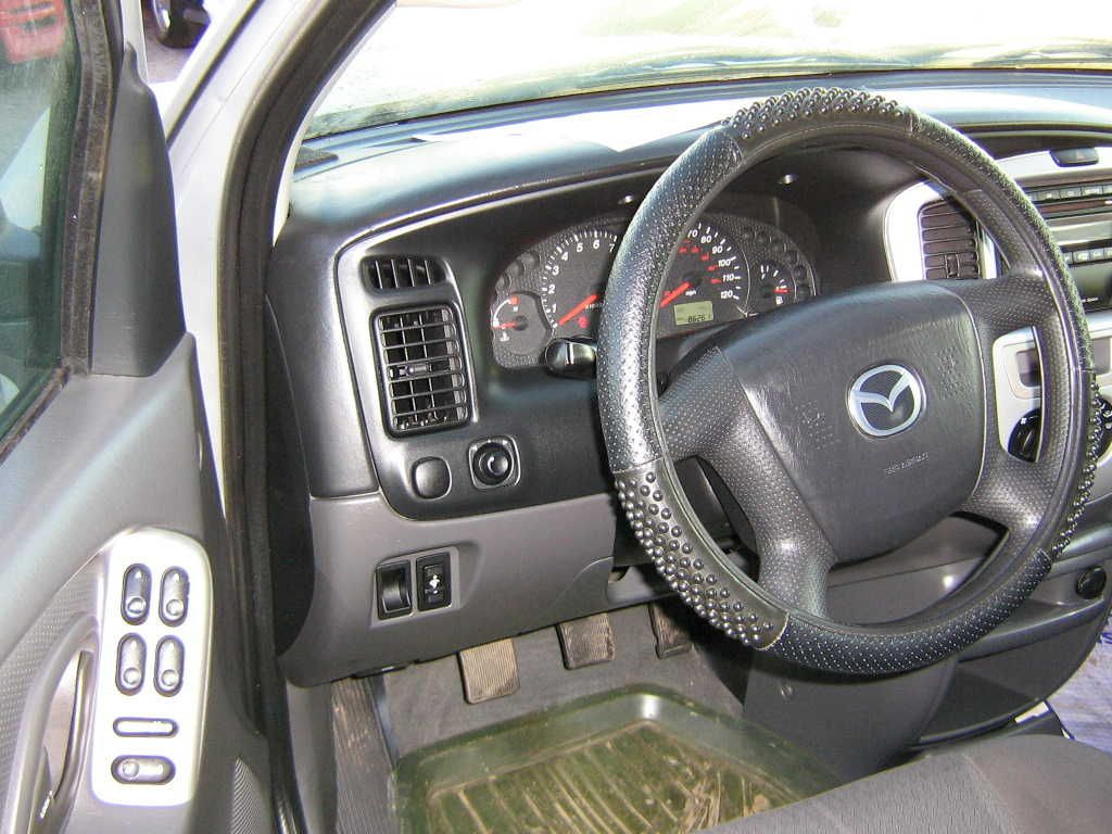 2003 Mazda Tribute