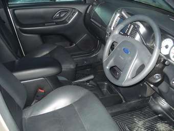 2003 Mazda Tribute Pictures