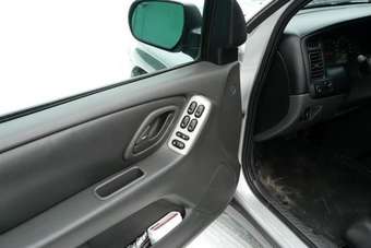 2003 Mazda Tribute Images