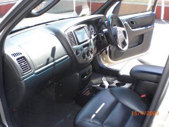 2003 Mazda Tribute Photos