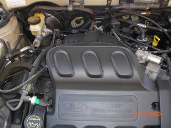 2003 Mazda Tribute Pictures