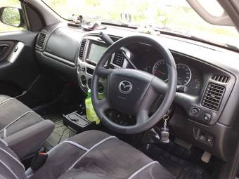 2003 Mazda Tribute Photos