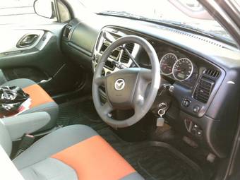 2003 Mazda Tribute Photos