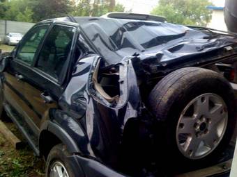 2003 Mazda Tribute Photos