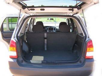 2003 Mazda Tribute Photos