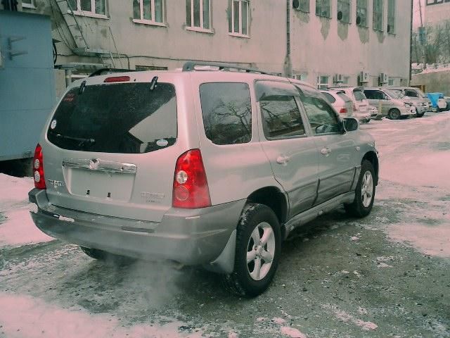 2004 Mazda Tribute